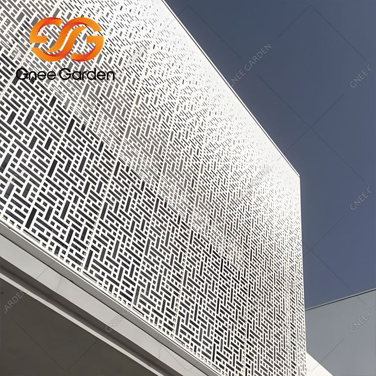 Sab nrauv phab ntsa Cladding Design